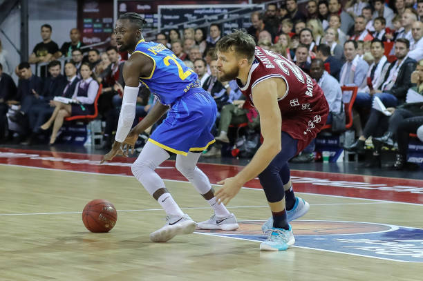 遍关注的焦 遍关注的焦